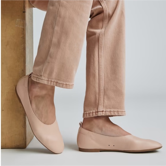 EVERLANE The Italian Leather Day Glove in Pale Pink Flats Slip On Size 7.5 NEW - Picture 2 of 10